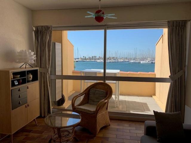 Appartement Face Au Port à Gruissan Extérieur photo