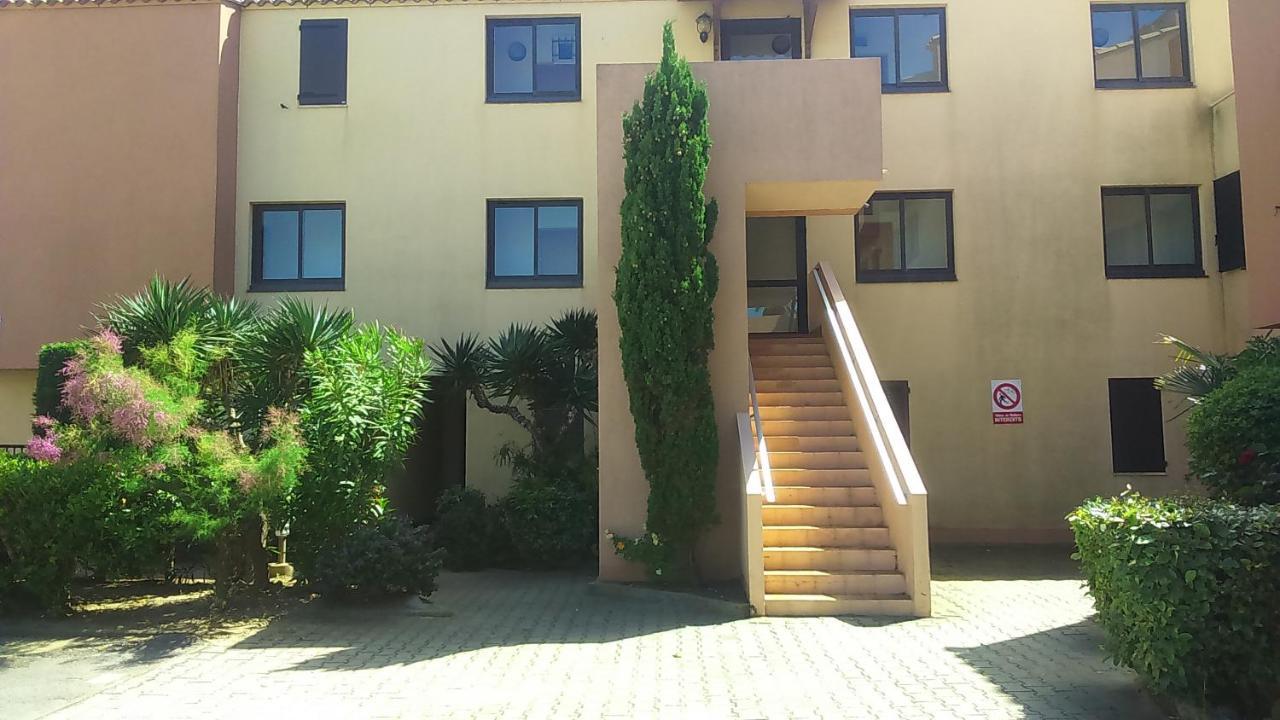 Appartement Face Au Port à Gruissan Extérieur photo